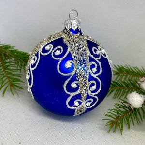 Elegant blue Glass Winter Decor Ornament - Festive Handmade Glass Christmas Ornament for Winter Décor, Christmas gift, Xmas 2025, Handcraft