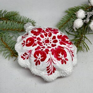 Flowers Christmas glass ornament, Mouth blown handmade glass ornaments, crafted Christmas tree glass decorations, XMAS 2025