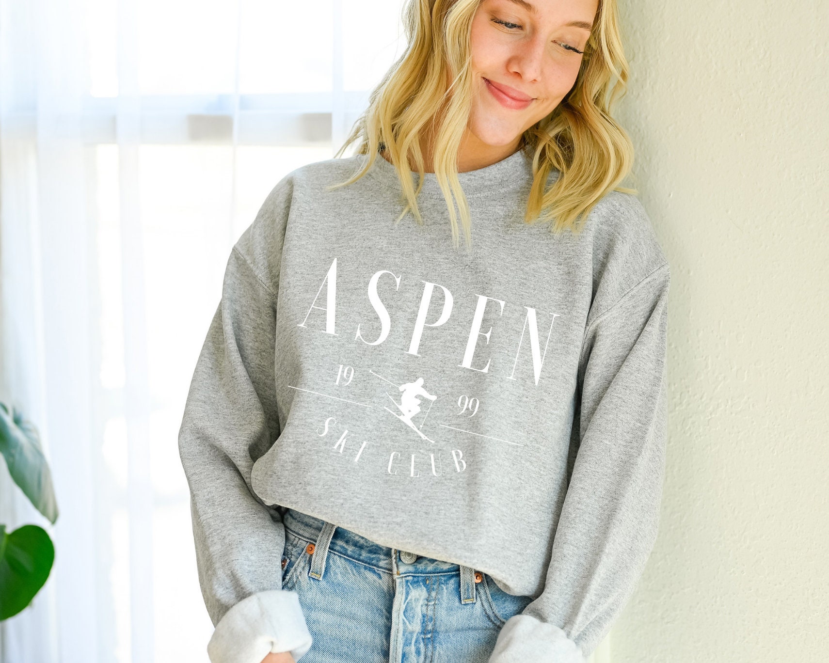 ASPEN SKI CLUB Long Sleeve Fleece Sweatshirt