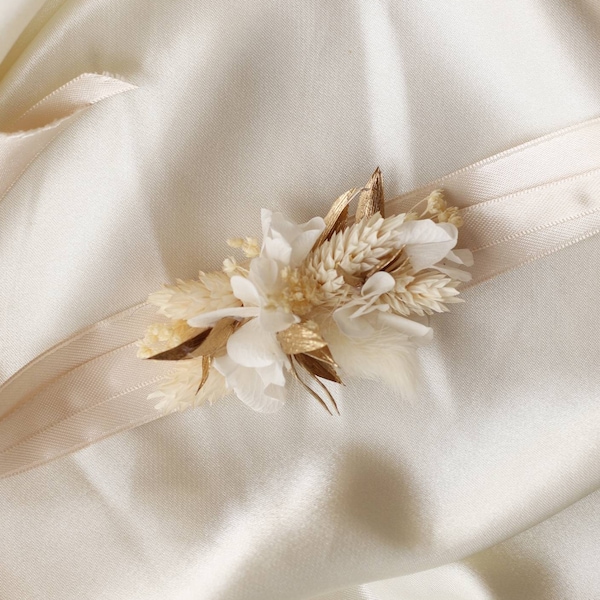 Bracelet Athéna en fleurs naturelles séchées stabilisée blanc et or pour demoiselles d'honneurs et mariée