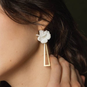 Crystal White triangle earrings in white preserved hydrangea flowers image 1