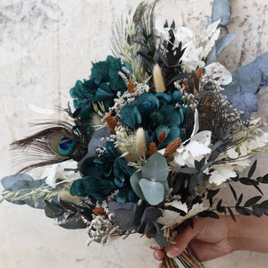 Juna dried flower bouquet