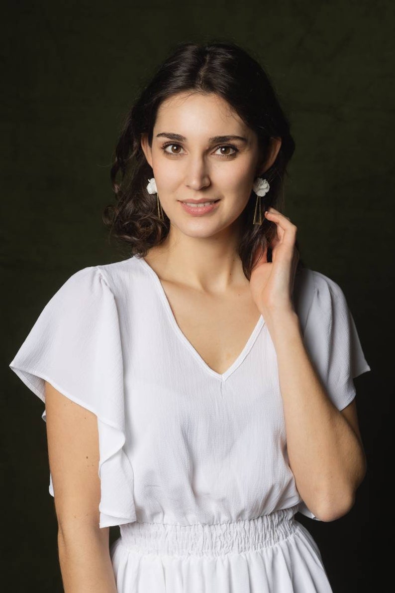 Crystal White triangle earrings in white preserved hydrangea flowers image 6