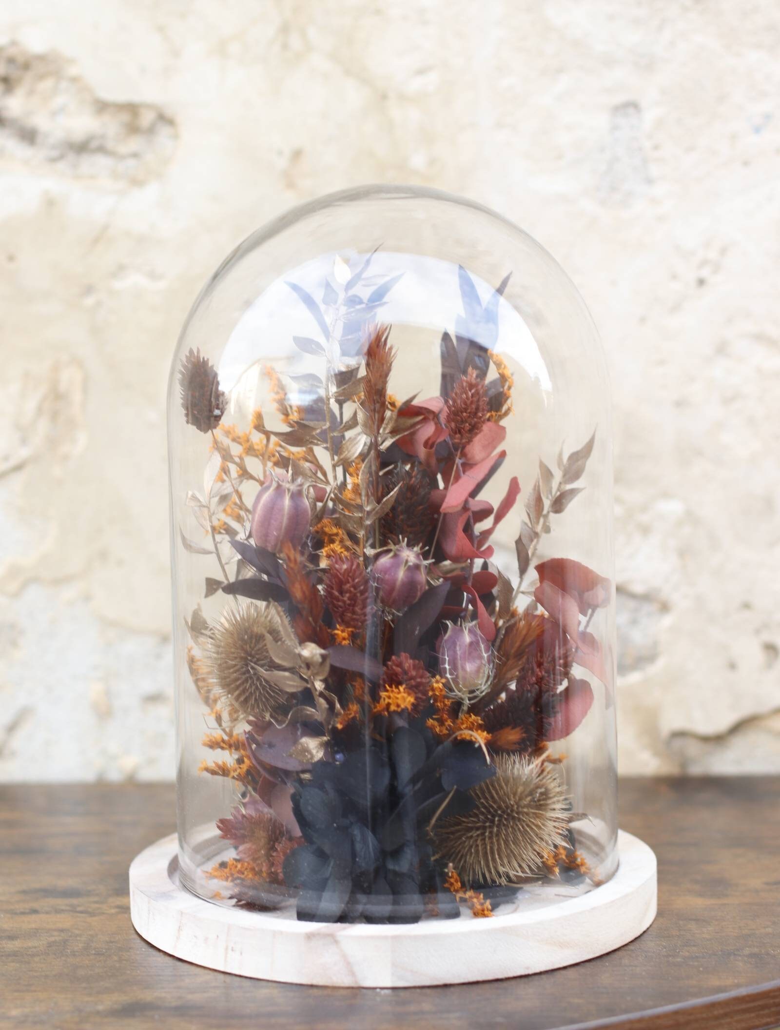 Cloche en Fleurs Sechées et Stabilisés Baroque Noir Idée