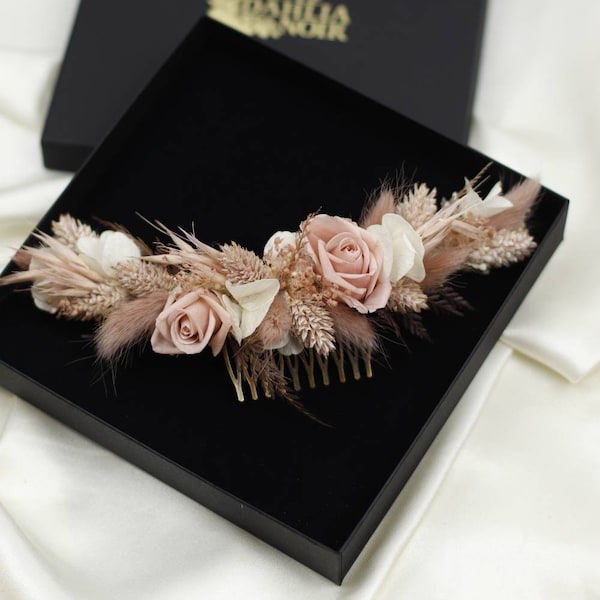 Aimé half-crown comb in preserved and dried natural flowers boho bridal hairstyle