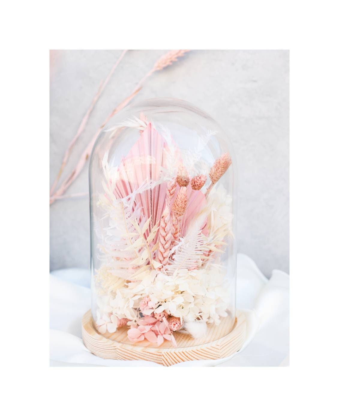 Cloche Fleurs Séchées Blanche et Rose Poudré Stabilisées , Décoration Intérieure Tendance Bohème