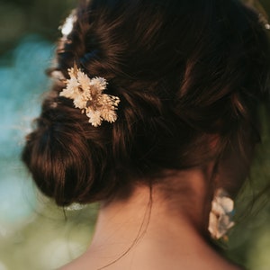 Mini Peigne Athéna en fleurs séchées et stabilisées pour mariage bohème image 5