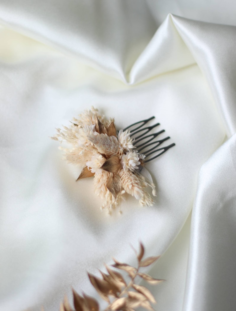 Mini Athena Comb in dried and preserved flowers for boho wedding image 4