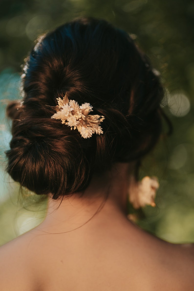 Mini Peigne Athéna en fleurs séchées et stabilisées pour mariage bohème image 2