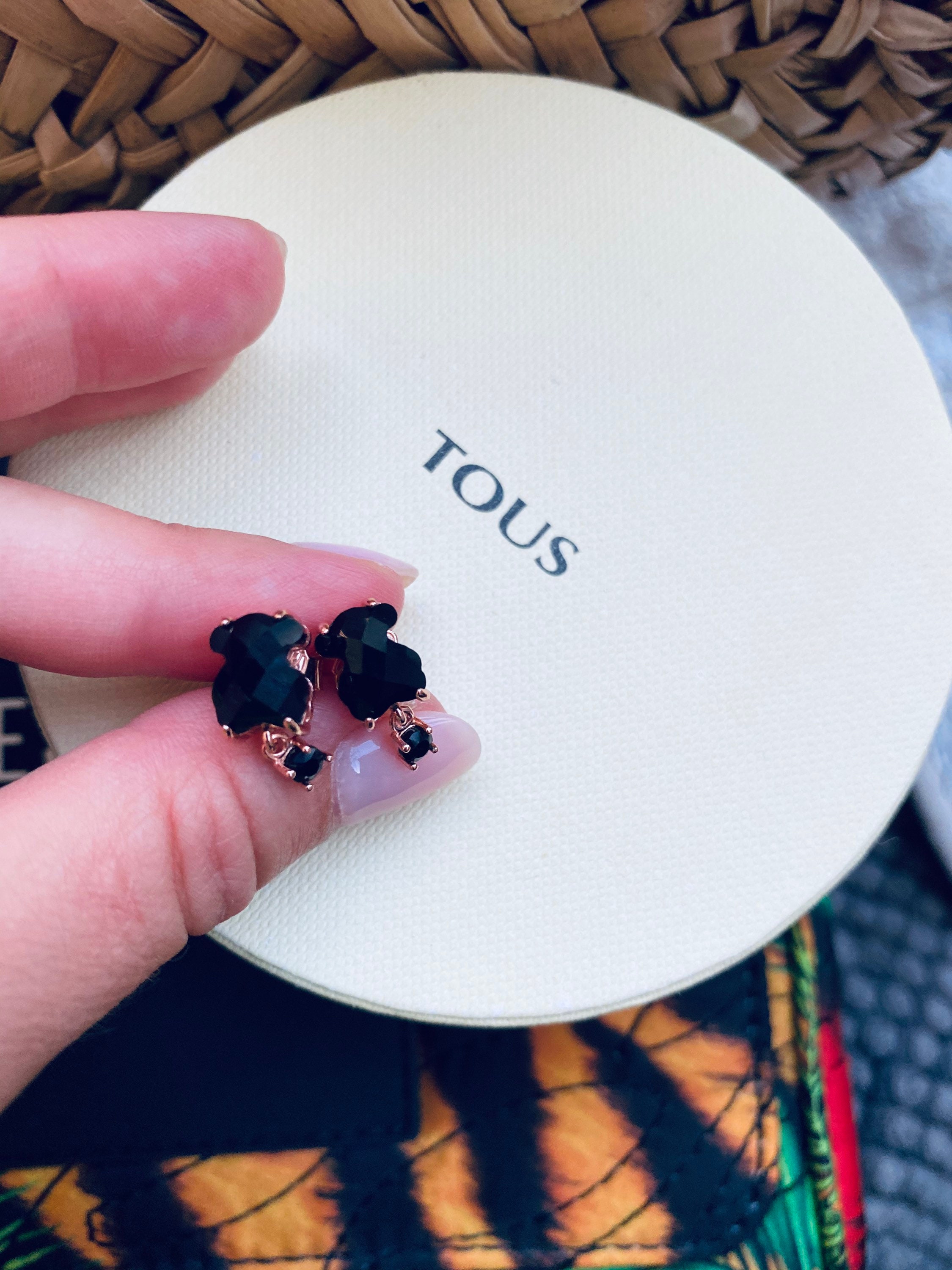 Tous onyx shop earrings