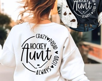 Tía de hockey loca, orgullosa y siempre ruidosa SVG, archivos PNG, Svg de tía de hockey, Svg de camiseta de tía de hockey, Svg de tía deportiva, Svg de vida de tía, Svg de tía