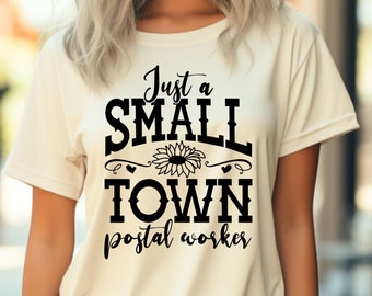 Petit ville postier SVG, Svg postier, Mail Lady Svg, Mail Lady Png, Postier chemise Svg, Svg petite ville, cadeau Mail Lady
