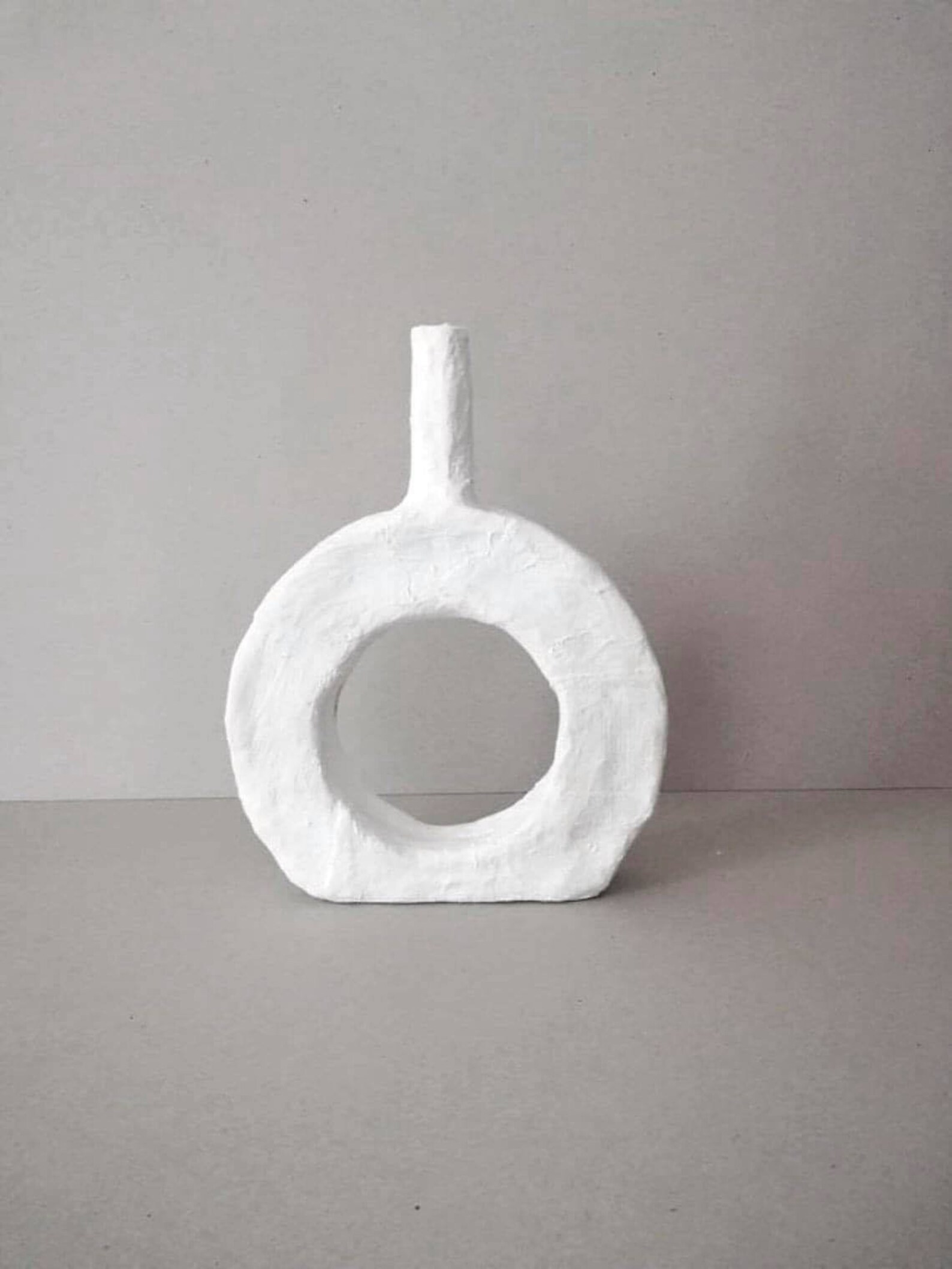 Donut Shaped Vase / White Vase / Minimalist Decor / White Etsy