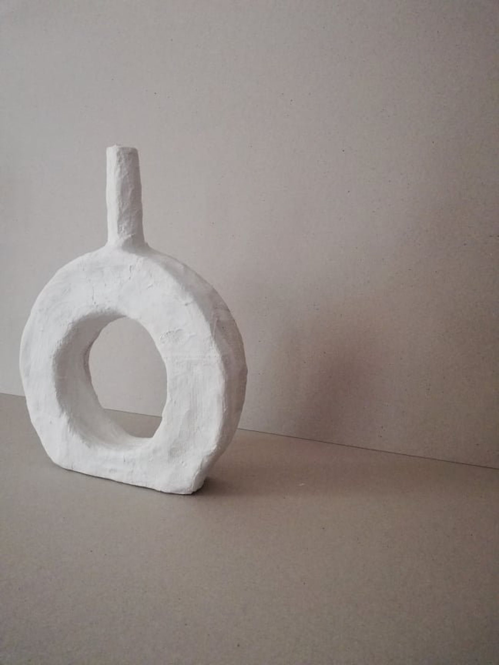 Donut Shaped Vase / White Vase / Minimalist Decor / White Etsy