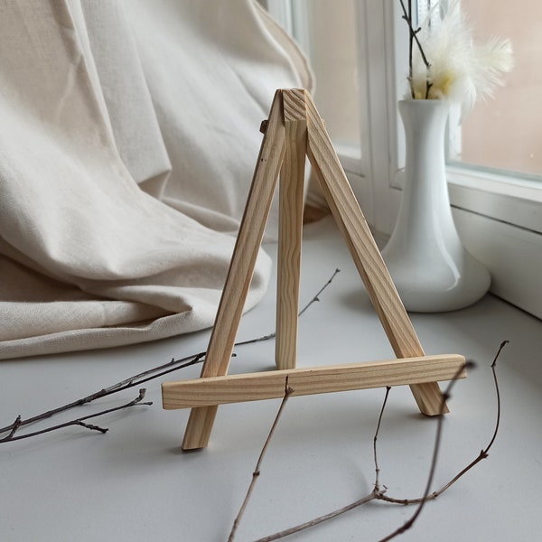 Mini wooden easel for small paintings, pictures or photos