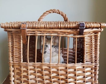Vintage cat carrier Clearance