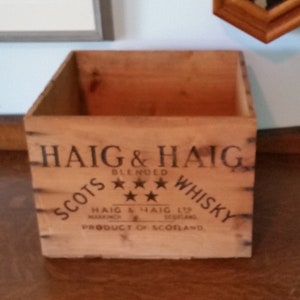 HAIG & HAIG Ltd SCOTS SCOTCH WHISKY Antique Wood Box Advertising Crate CLAN  HAIG – ASA College: Florida