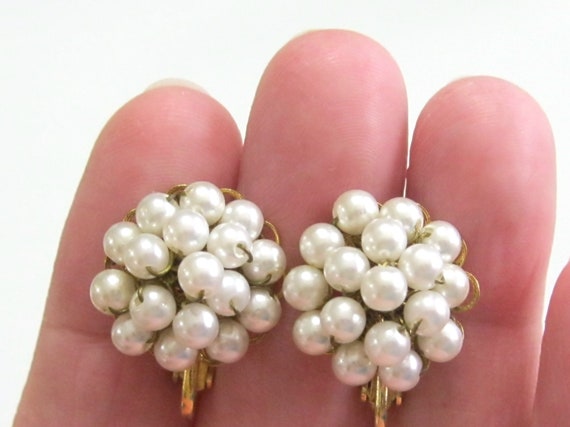 Hobe Classic Pearl Cluster Earrings - Shimmery Do… - image 5