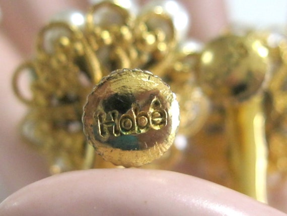 Hobe Classic Pearl Cluster Earrings - Shimmery Do… - image 10