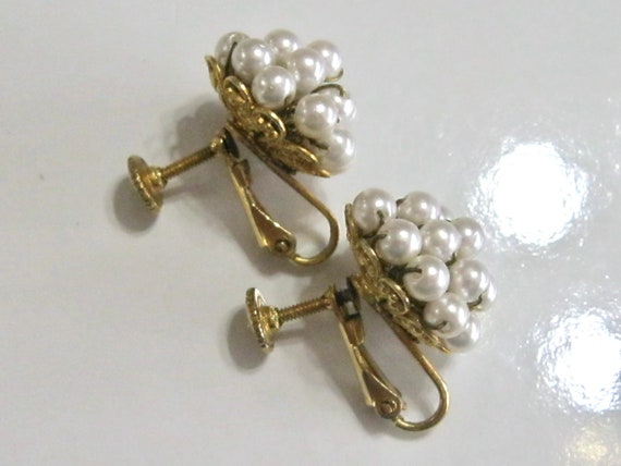 Hobe Classic Pearl Cluster Earrings - Shimmery Do… - image 6