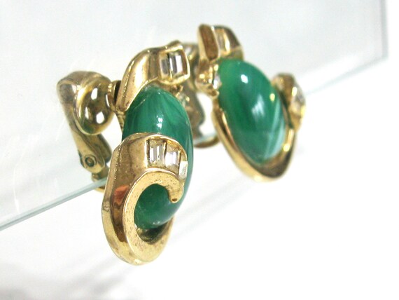 Vintage Trifari Caravan Line Ganges Green Clip Ba… - image 5