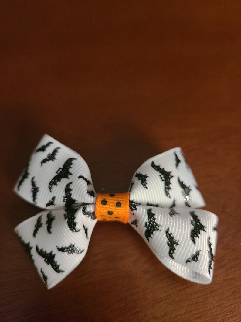 3 Inch Bat Bow