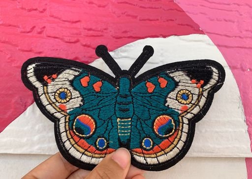 Andibro Butterfly Iron on Patches for Clothing, 12 Pcs Butterfly Flower  Embroidered Applique Patches Sewing Repair Patches Sew on DIY Butterflies