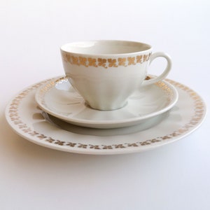 Arabia Finland "Koru" trio of golden coffee cup, saucer and cake plate / Esteri Tomula | Vintage Arabia Finland 70s 1970s Scandinavian Decor