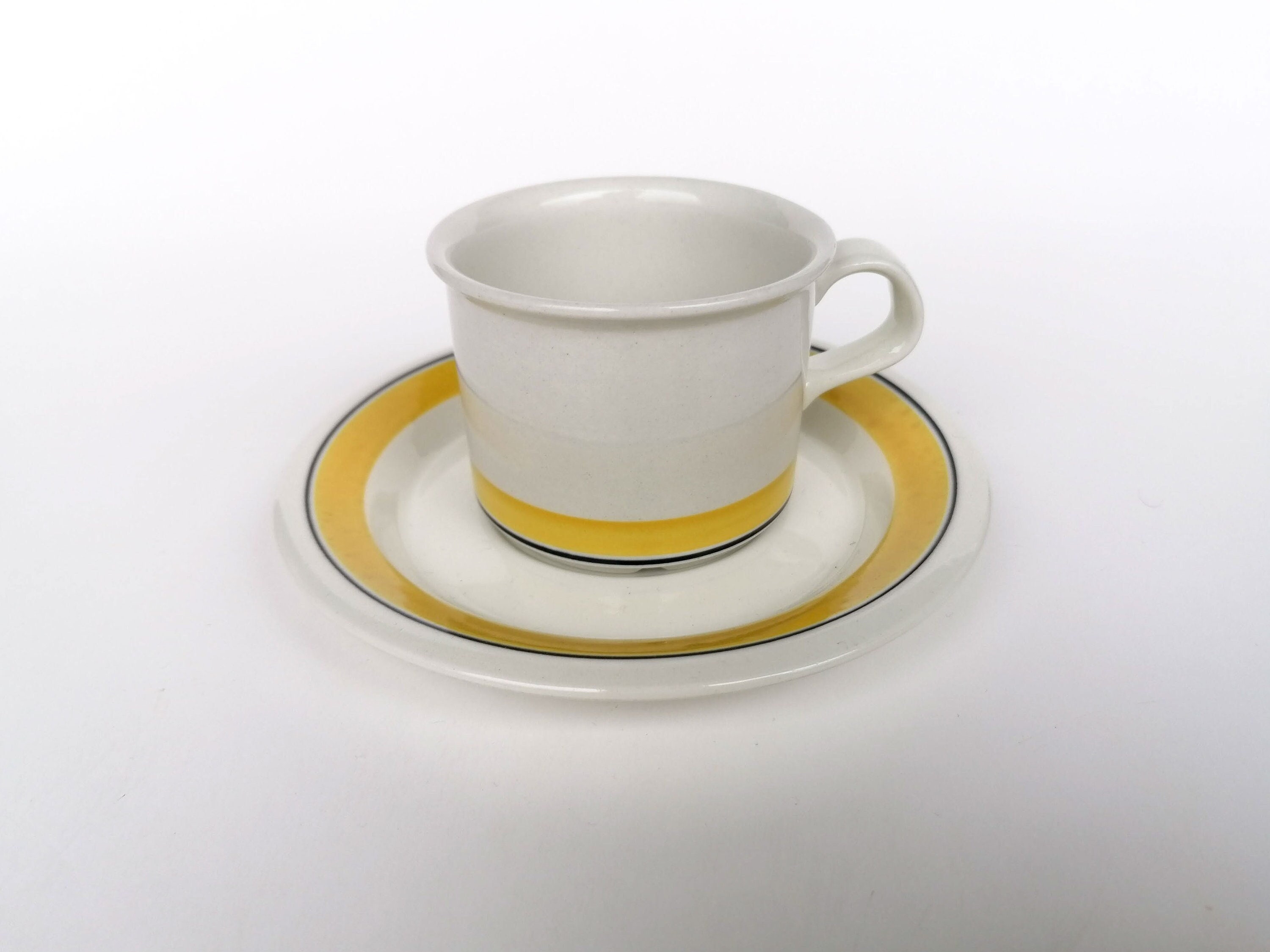 Arabia Finland Yellow FAENZA Coffee Cup and Plate / Peter Winquist 