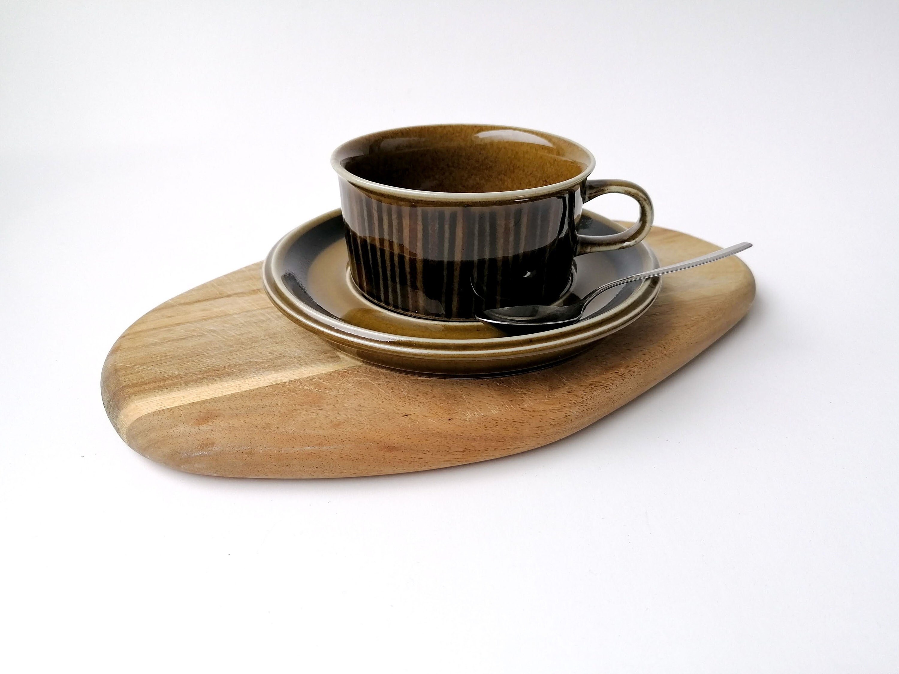 Arabia Finland KOSMOS Green Striped Stoneware Tea Cup and Saucer 