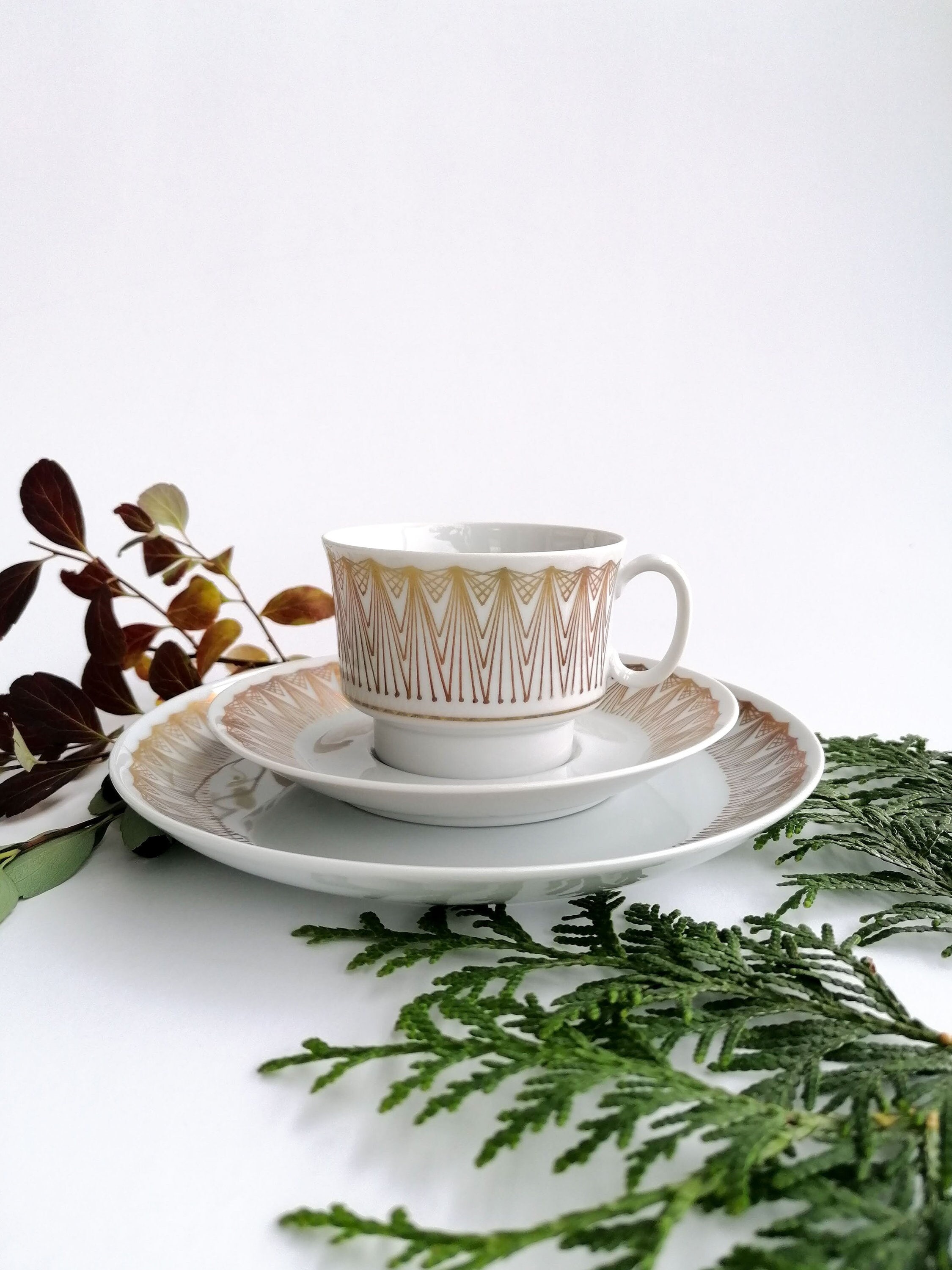 Upsala Ekeby ウプサラエクビィ Risto Upsala Ekeby Karlskrona GOLD GILDED Trio of Coffee Cup