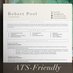 Könnte beinhalten: Eine schwarz-weiße Lebenslaufvorlage mit dem Text "ATS-Friendly" in großen, fetten Buchstaben. Der Lebenslauf ist so konzipiert, dass er von Bewerbermanagementsystemen (ATS) leicht gelesen werden kann.