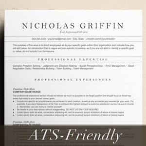 Könnte beinhalten: Eine Vorlage für einen Lebenslauf mit dem Namen "Nicholas Griffin" oben. Der Lebenslauf enthält Abschnitte für berufliche Fachkenntnisse und Erfahrungen, mit Platzhaltertext und Anweisungen zur Anpassung. In der unteren rechten Ecke steht der Text "ATS-Friendly".