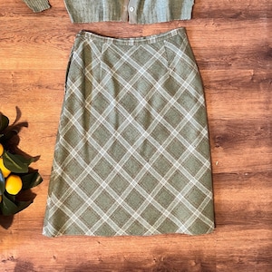 Vintage groene wollen rok uit de jaren 50 met lichtbruine, blauwe ruit / tartan. Century of Boston A-lijn rok, True Vintage Light Academia, W 30 L 27