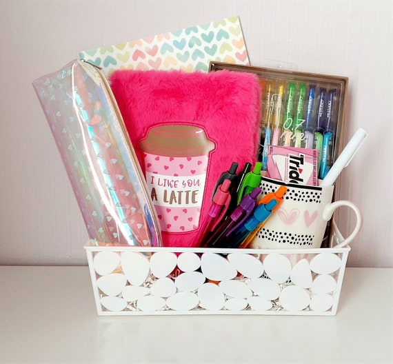 Fuzzy Stationary Set for Girls