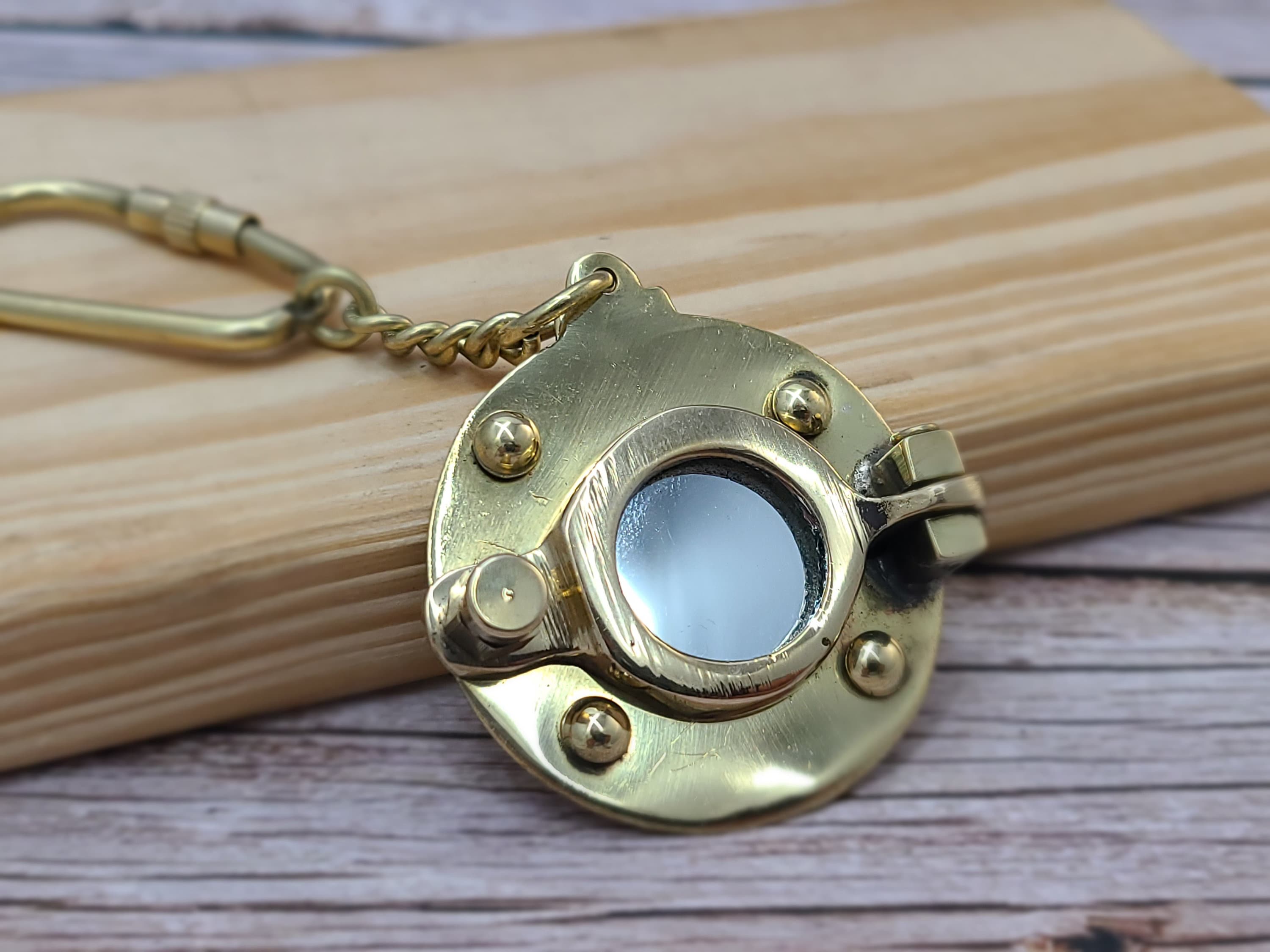 Middle India Handicrafts Porthole Keychain, Brass Porthole Keychain, Solid Brass Porthole Mirror Key Chain Nautical Ship Porthole Key Ring