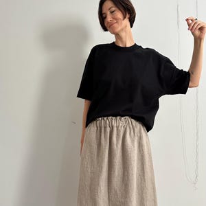 Schwarzes T-Shirt aus Bio-Baumwolle, Minimales Baumwoll-T-Shirt