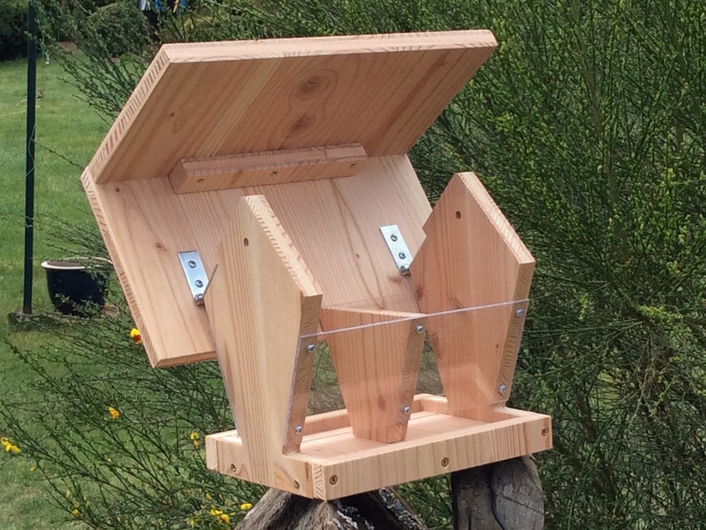 Wooden bird feeder/bird house/feeder station feste Aufstellung