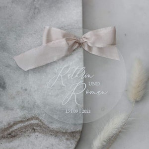 Ringkissen aus Acryl mit Seidenband Transparent personalisiert zur Hochzeit für Eheringe Bild 4
