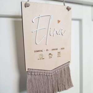 Geburtstafel aus Holz mit Acrylschrift in 3D & Makramee | Personalisiert | Geburtsschild