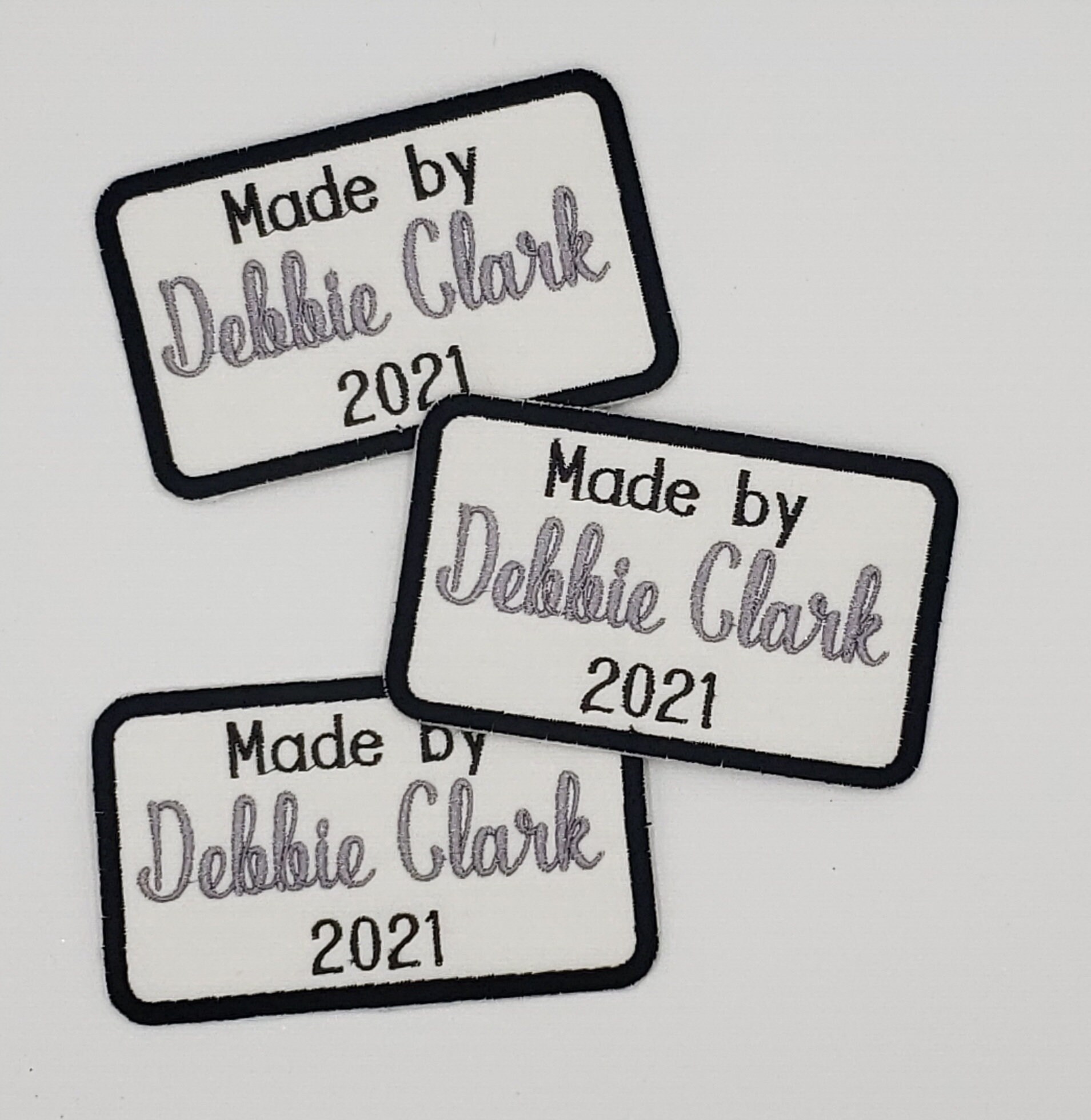 Embroidered quilt labels to download