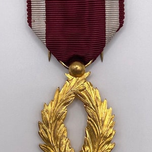 Belgium / belgian order of the crown gold palms medal (c)