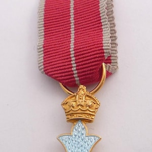 Commandeur de l&#39;ordre de l&#39;empire britannique médaille miniature cbe 2e type (a)