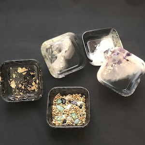 Deity Offering Dish - Pagan Altar Decor - Handmade Resin Dish for Rituals - Spiritual Gift - Witchcraft Supplies - Altar Accessory