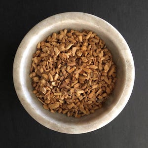 Palo Santo Chips zur Reinigung und zum Räuchern