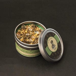 Pan offering candle