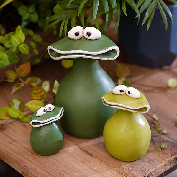 Cute resin frogs family garden statue-Cartoon frog garden statue-animal garden decor-Yard Decor