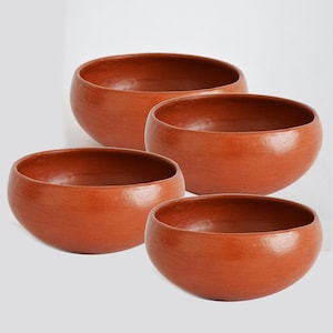 Kom uit Oaxaca handgemaakt door mujeres del barro rojo rode klei. Mexicaans Servies 15x7cm kom