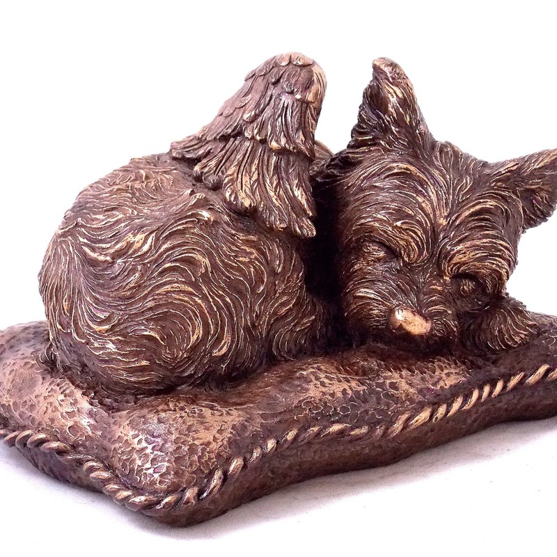 thumbnail interactive-video image 1 of Dog Urn For Cremation Ashes – Pet Memorial Statue Figurine – Unbranded 1 of 2