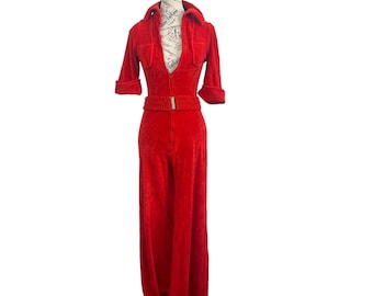 Vintage Roter Velours-Jumpsuit mit Glöckchenboden und Gürtel, 0-2 XS